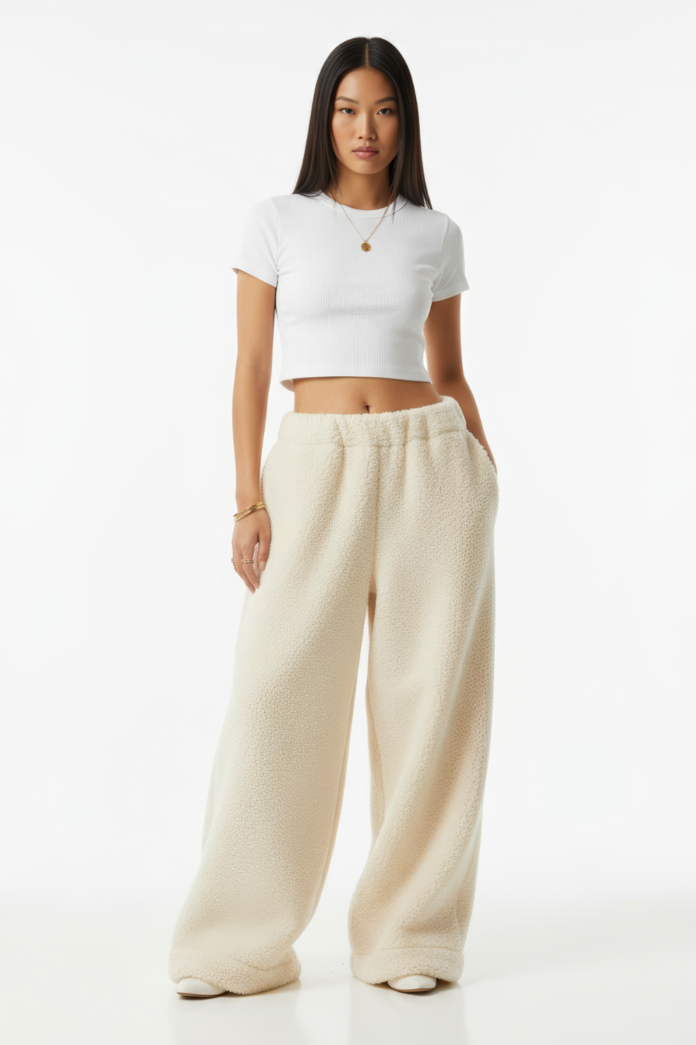NEVÆLIS - Soft Line Leg Trousers