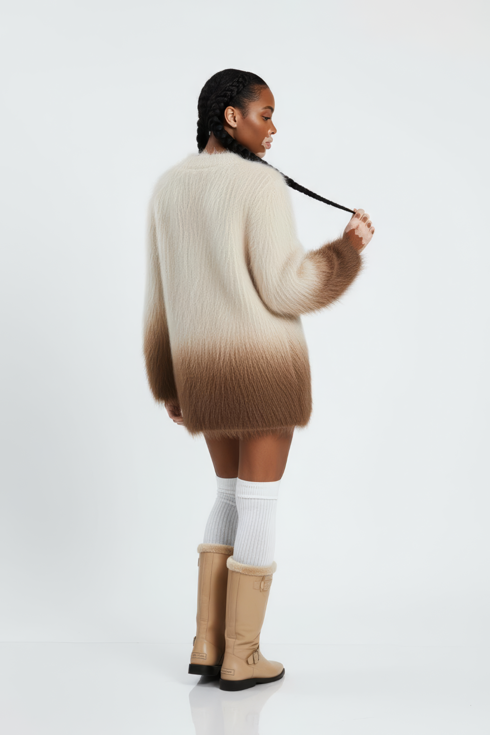 ËYREN – Gradient Winter Pullover