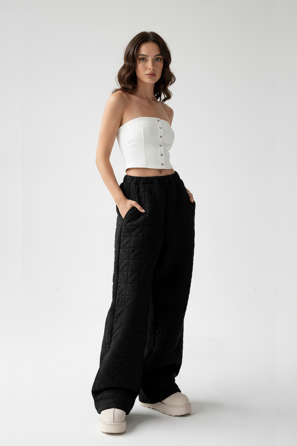 AVØLA - Structured Wide Leg Trousers